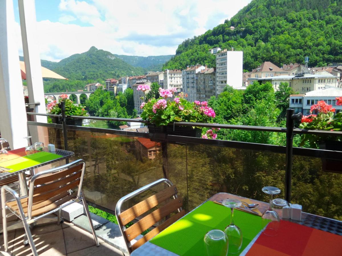 Jura Hotel Restaurant Le Panoramic Saint-Claude Exteriér fotografie